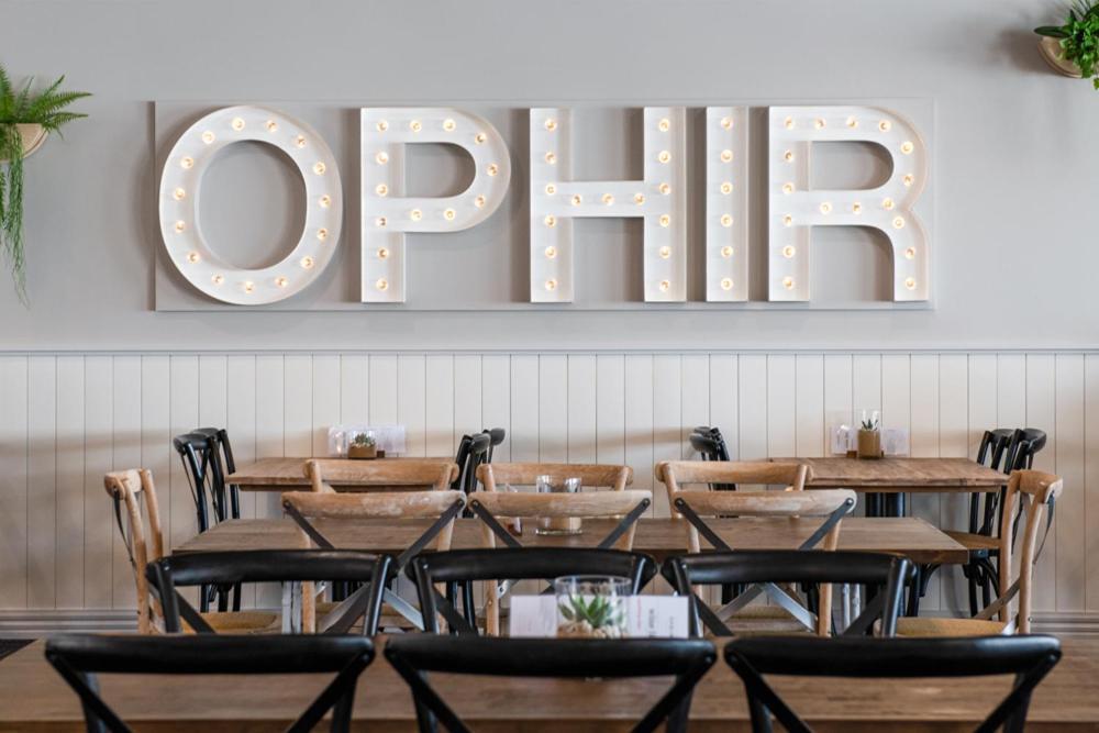 The Ophir Hotel Orange Ngoại thất bức ảnh